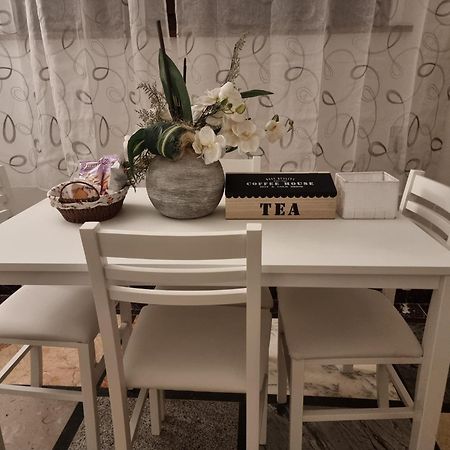 You & Me Garibaldi Home Verona Center ภายนอก รูปภาพ